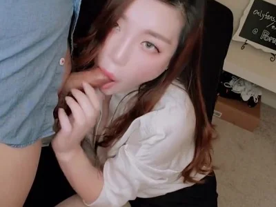 办公室骚货OL被猛干到腿软-NicoLove