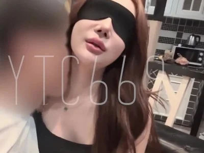 和172网红名媛在沙发上亲热-伊藤诚