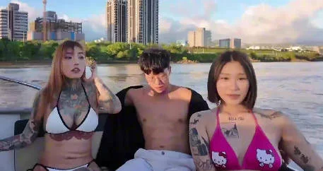 超跑游艇3P性爱趴在大海上疯狂放飞自我-鱿鱼