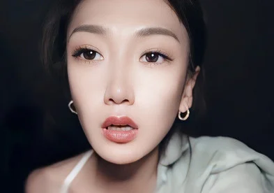 露脸女神多乙积极的车震实习生