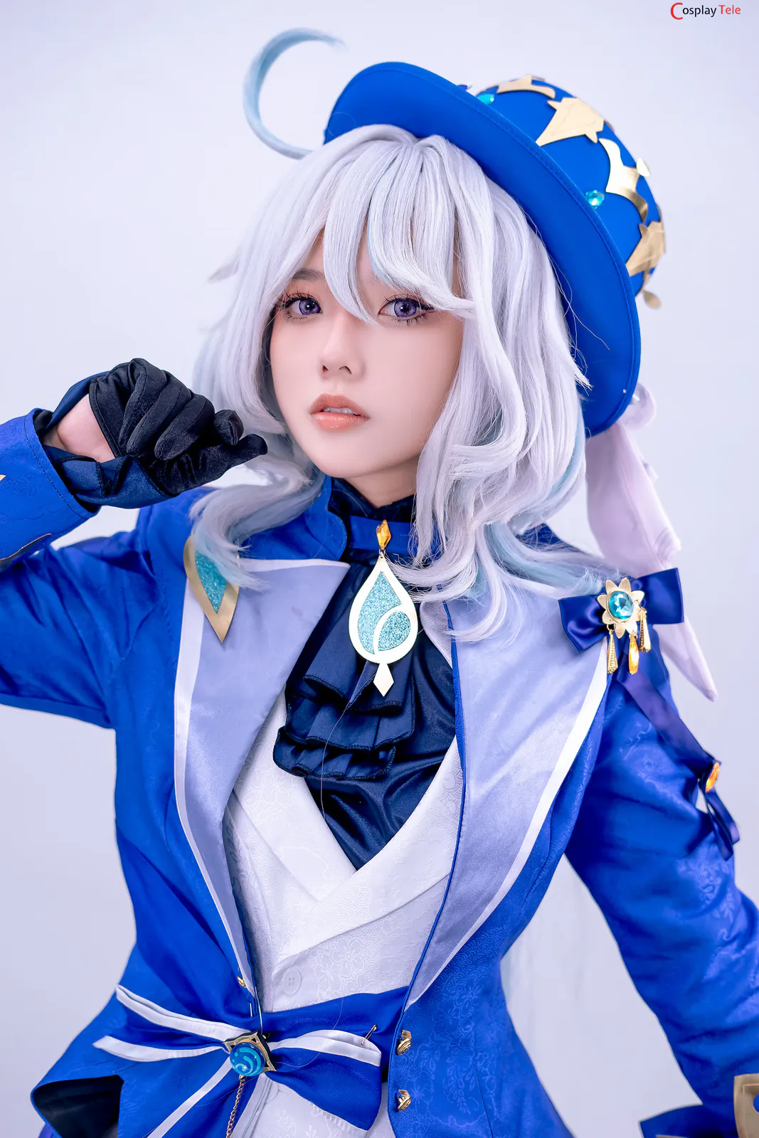 Messie Huang cosplay Furina Genshin Impact (4)