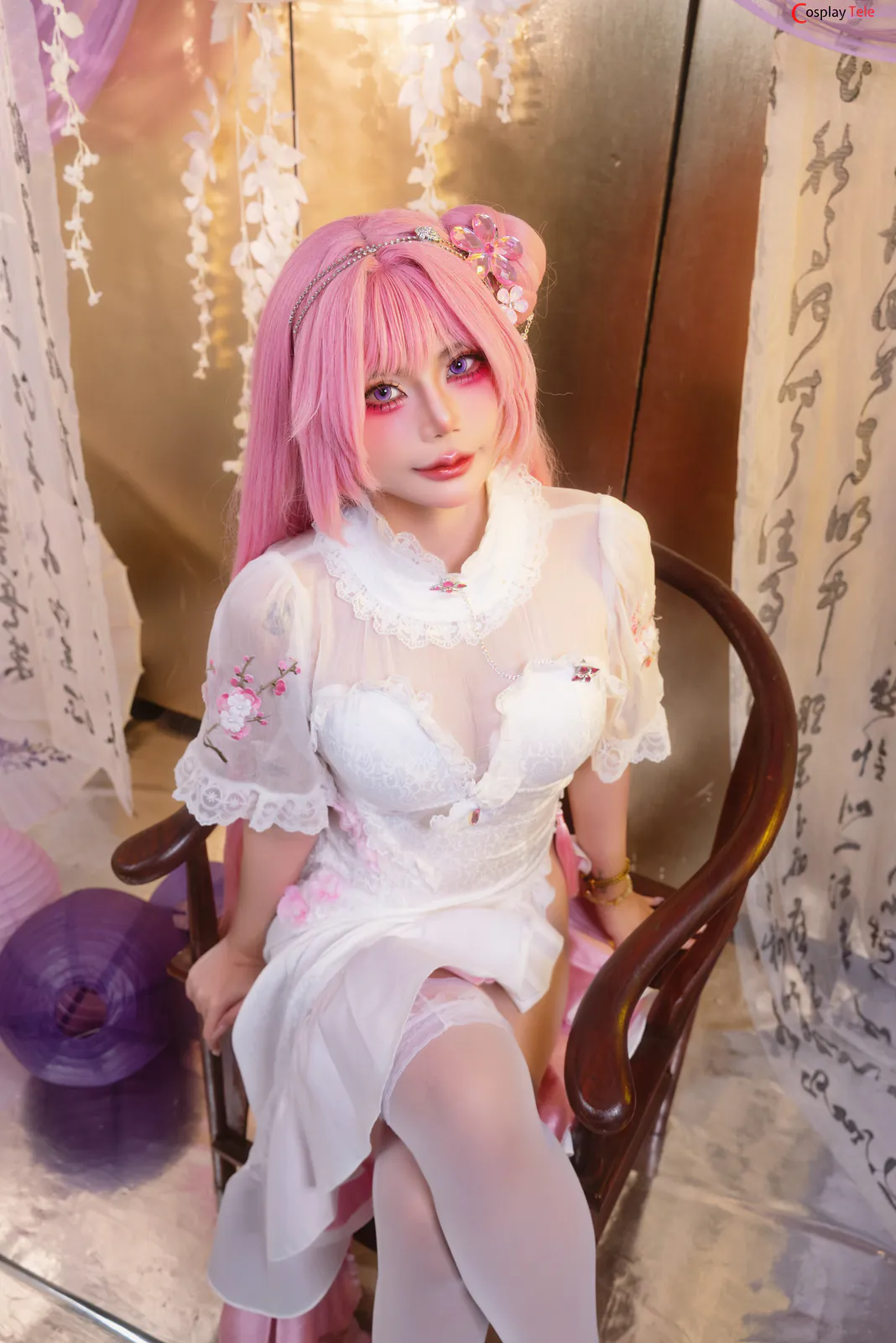 000-Miinmeow-cosplay-Dorothy-NIKKE-1_result.webp