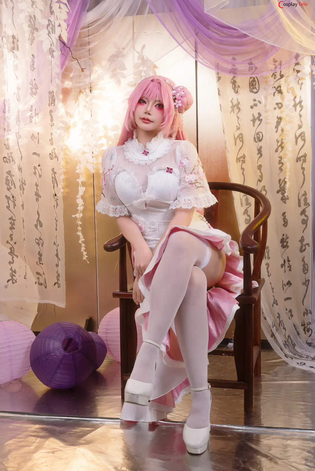 001-Miinmeow-cosplay-Dorothy-NIKKE-2_result.webp