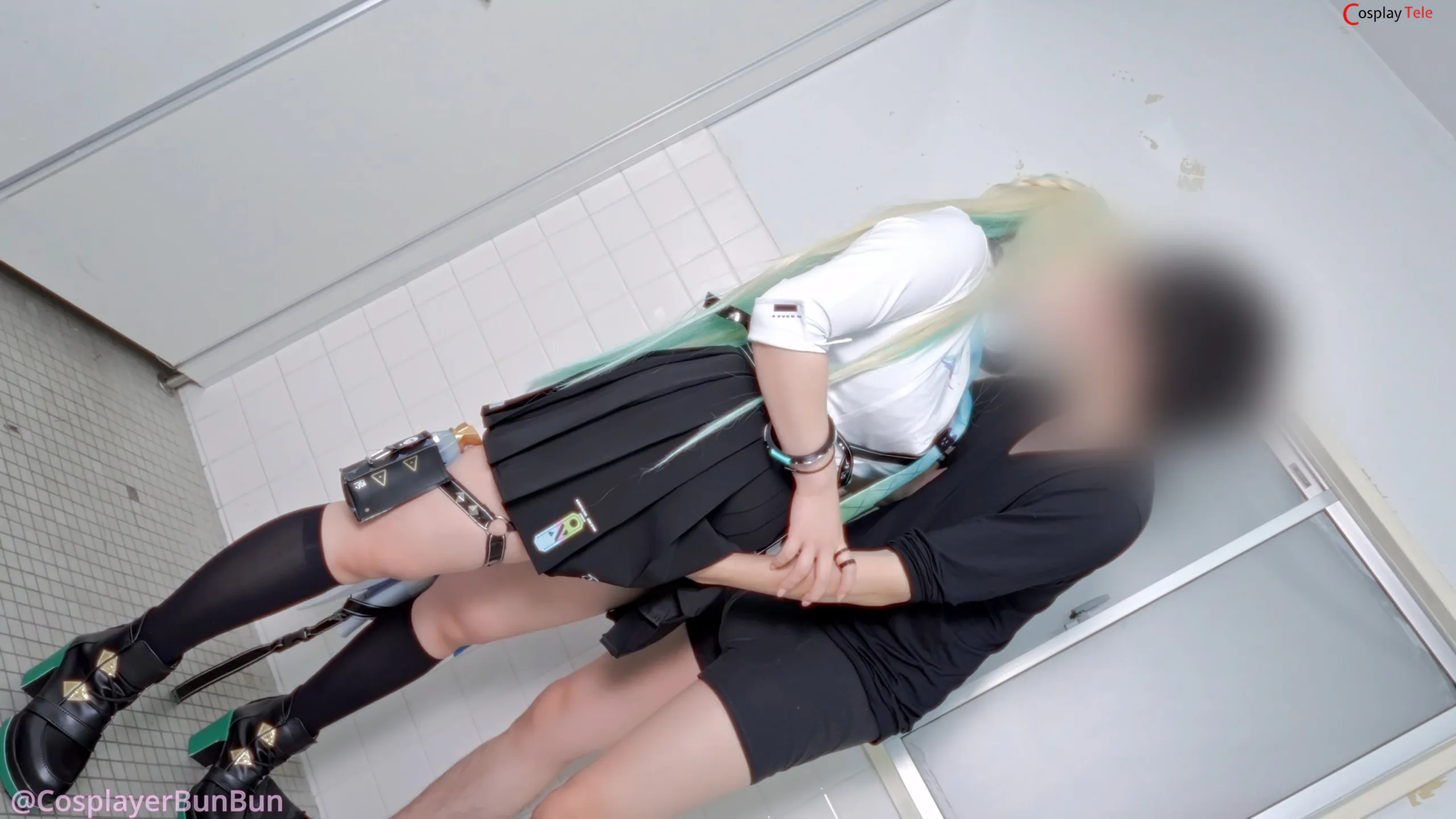 003-Unknown-Cosplayer-cosplay-Lynae-Wuthering-Waves-4_result.webp
