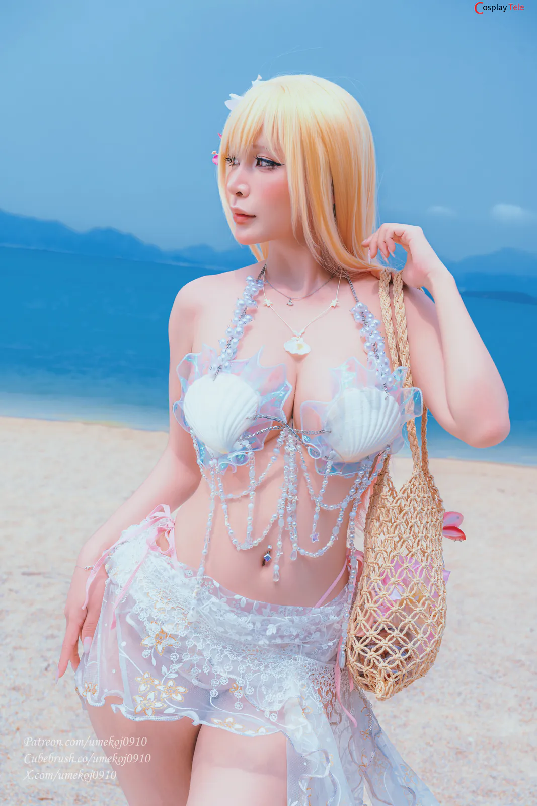 007-Umeko-J-cosplay-Marin-Kitagawa-Ocean-Muse-Sono-Bisque-Doll-8_result.webp