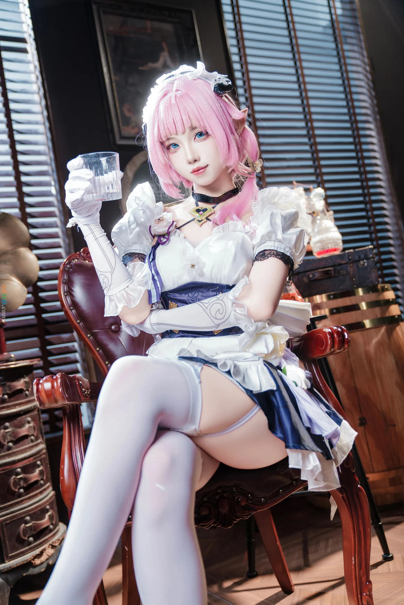 004-licia-maid-4khd.com-005.webp