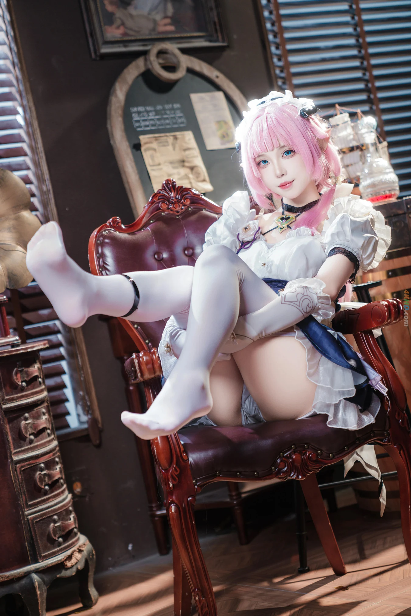 007-licia-maid-4khd.com-008.webp