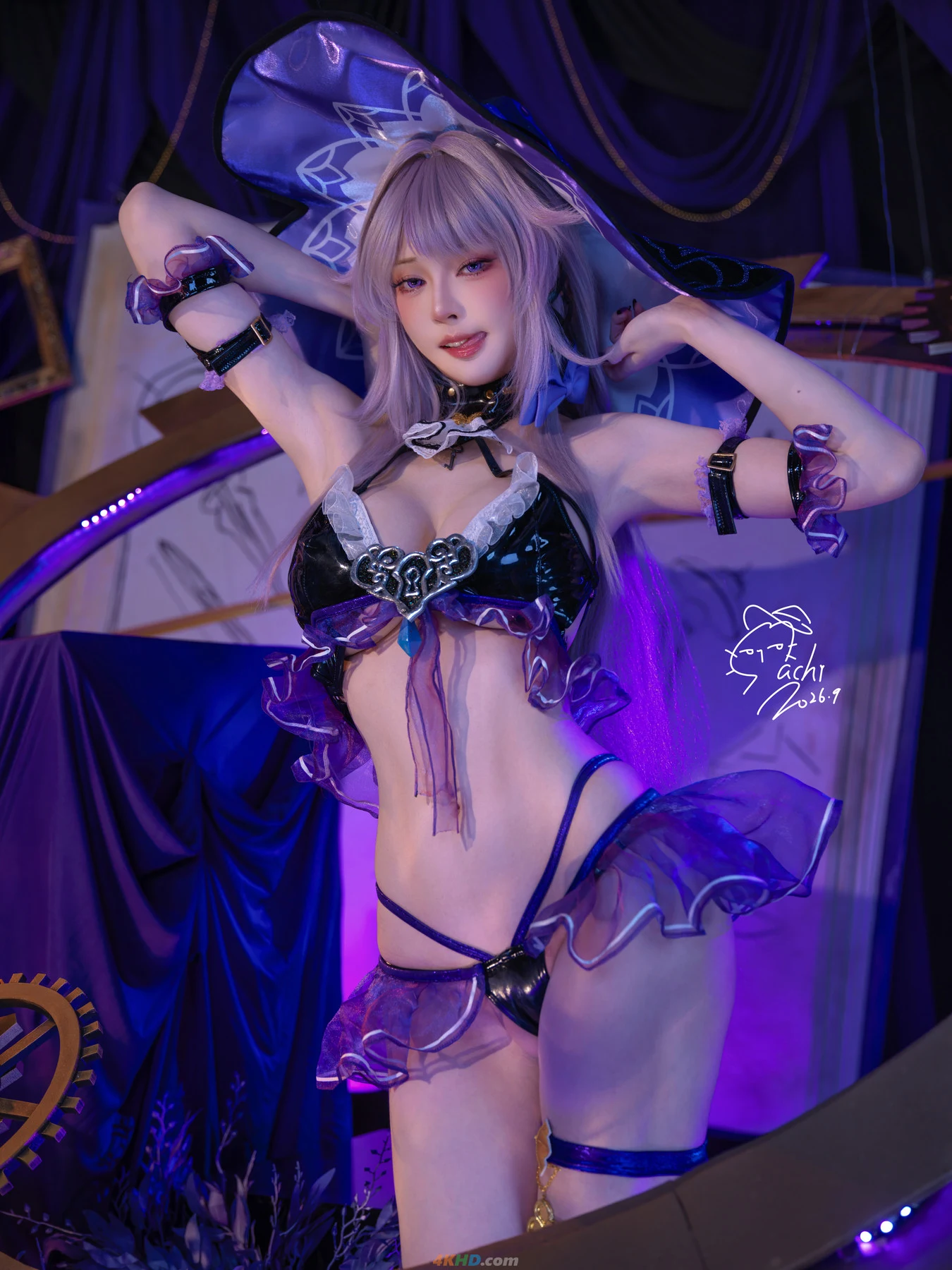 a swimsuit 4khd.com (3)